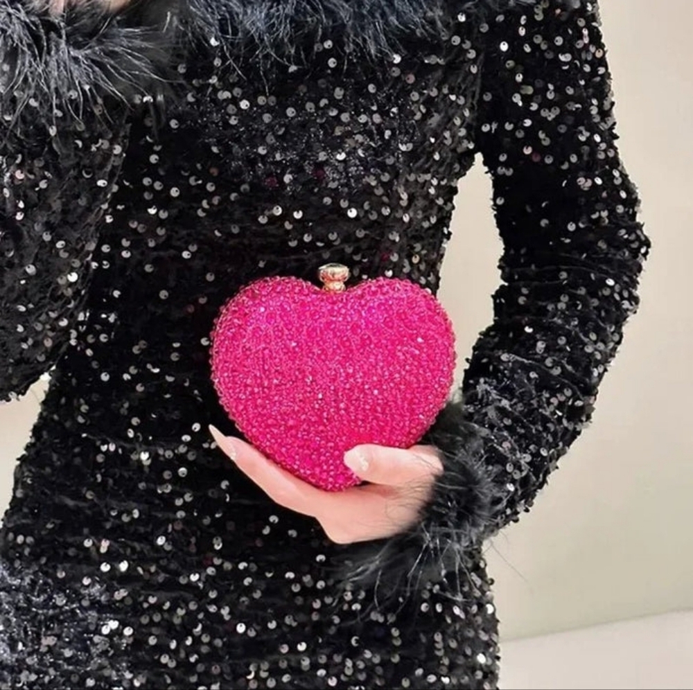 Pink Heart Crystal Evening Clutch